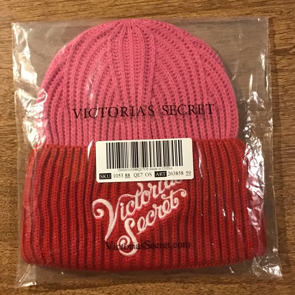 VICTORIA'S SECRETColorblock Beanie Hat